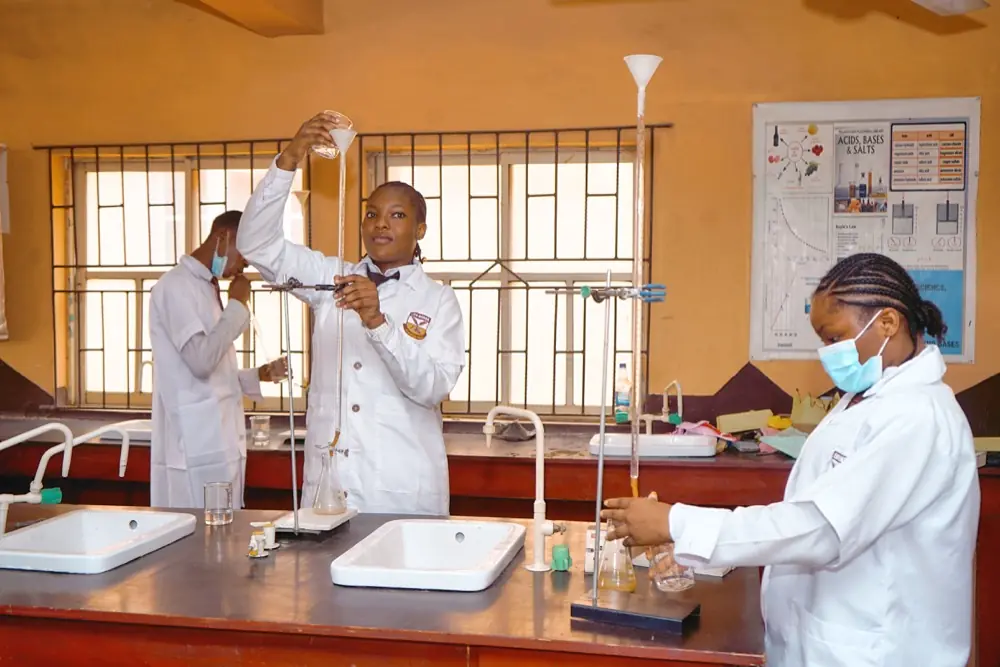 Students working at a laboratory bench